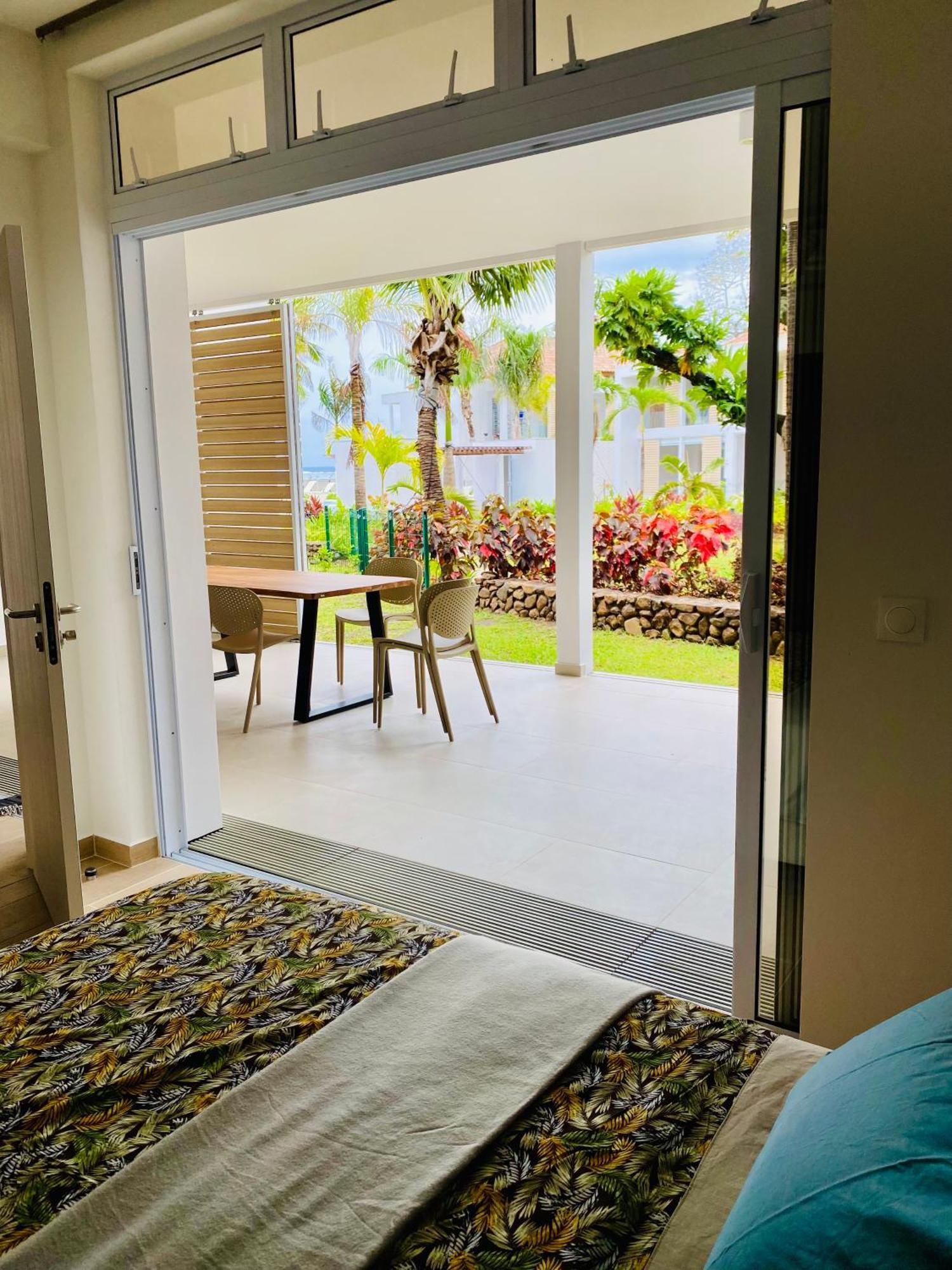 Villa Te Ura Beach Paea Екстер'єр фото