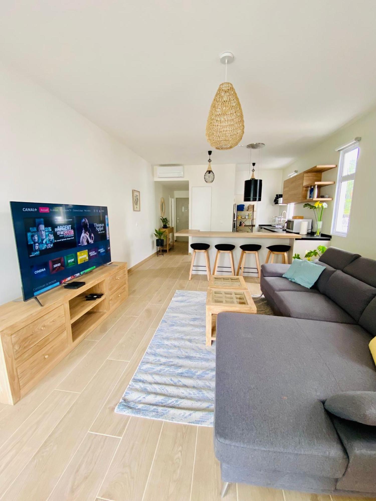 Villa Te Ura Beach Paea Екстер'єр фото